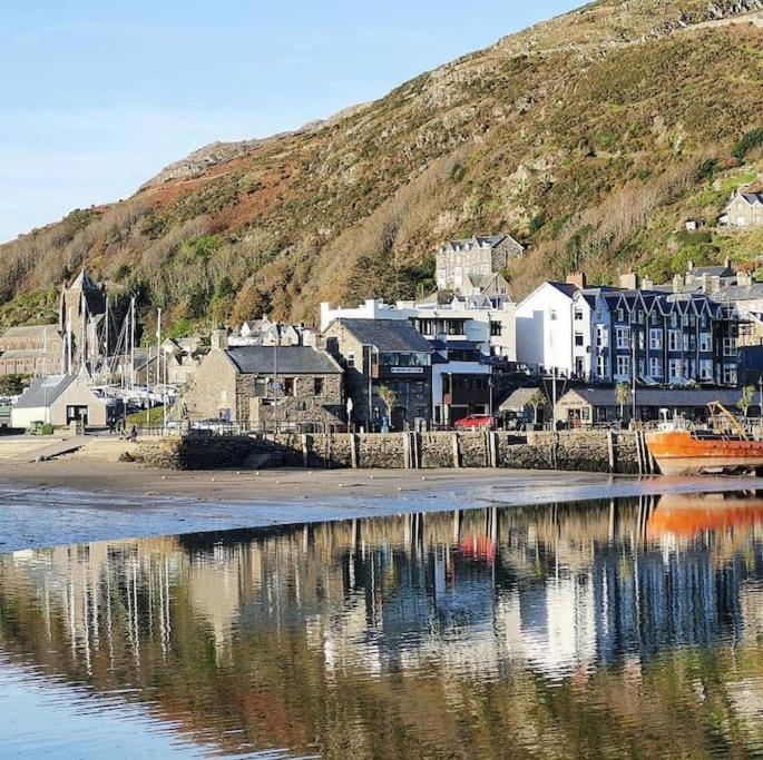 Harbourside 2 Bed Apartment, Barmouth Bridge Views Exterior photo