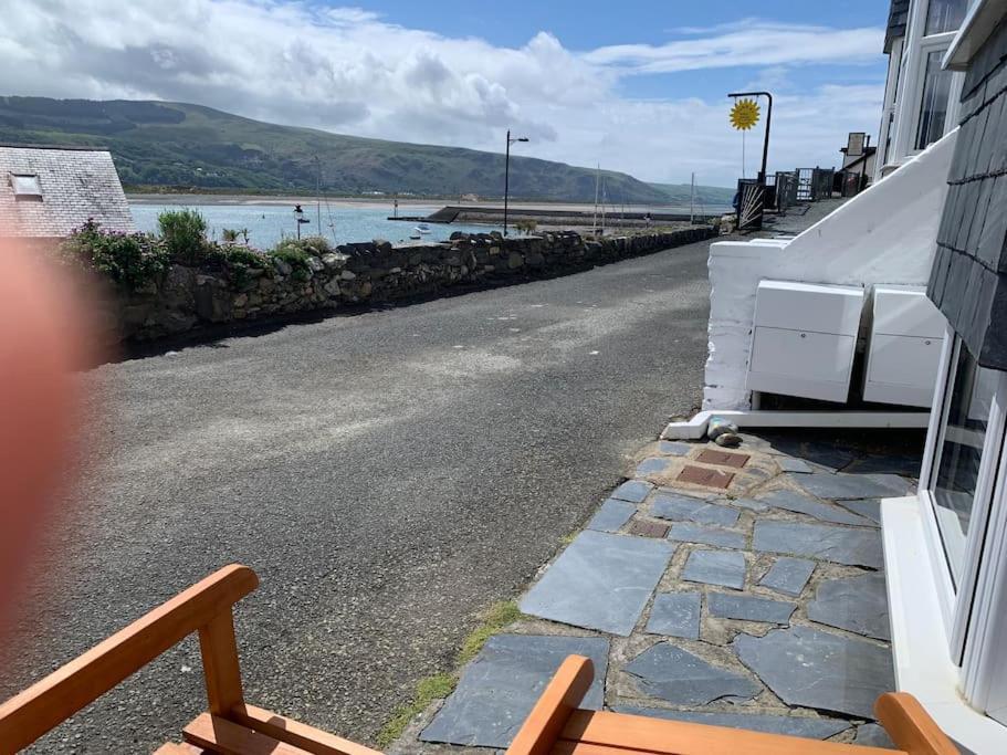 Harbourside 2 Bed Apartment, Barmouth Bridge Views Exterior photo